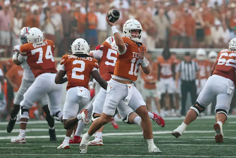 SUNDAY MORNING QUARTERBACK:  Arch De Triumph At Last